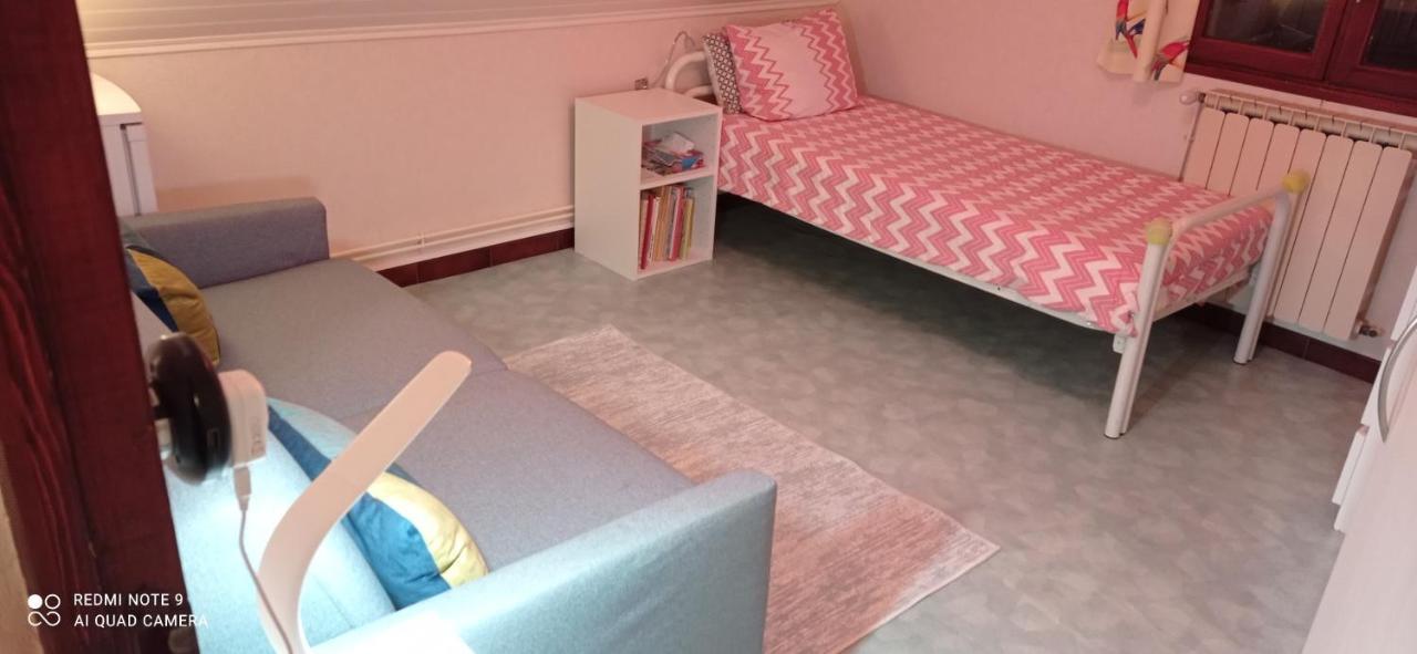 Bed and Breakfast Les Ecureuils Revin  Esterno foto